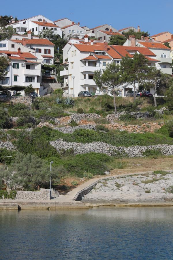 Apartments With A Parking Space Mali Lošinj Extérieur photo