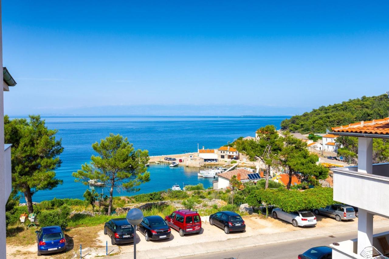 Apartments With A Parking Space Mali Lošinj Extérieur photo
