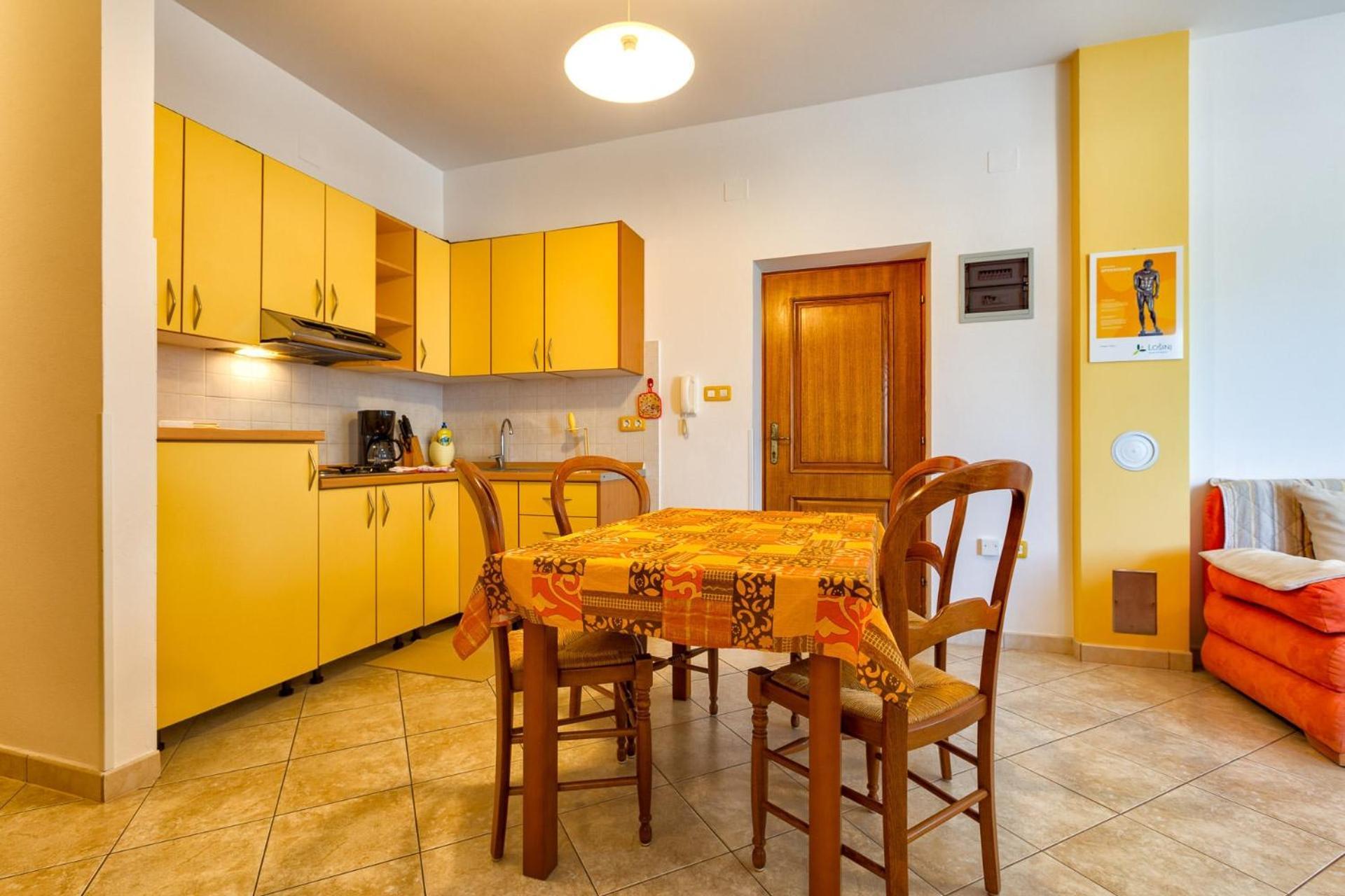 Apartments With A Parking Space Mali Lošinj Extérieur photo